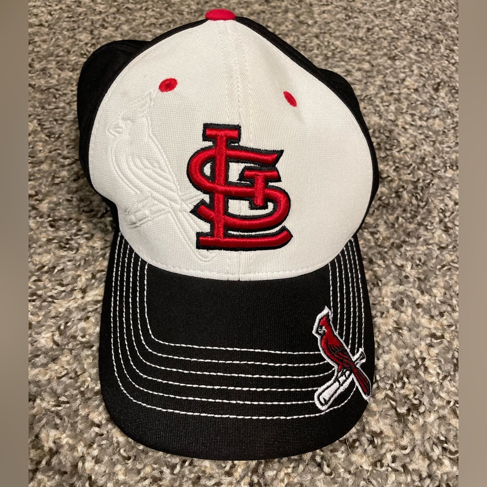 Cardinals Hat